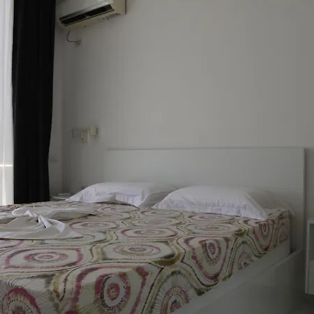 Infinity Sea View Penthouse Apartment Sarande